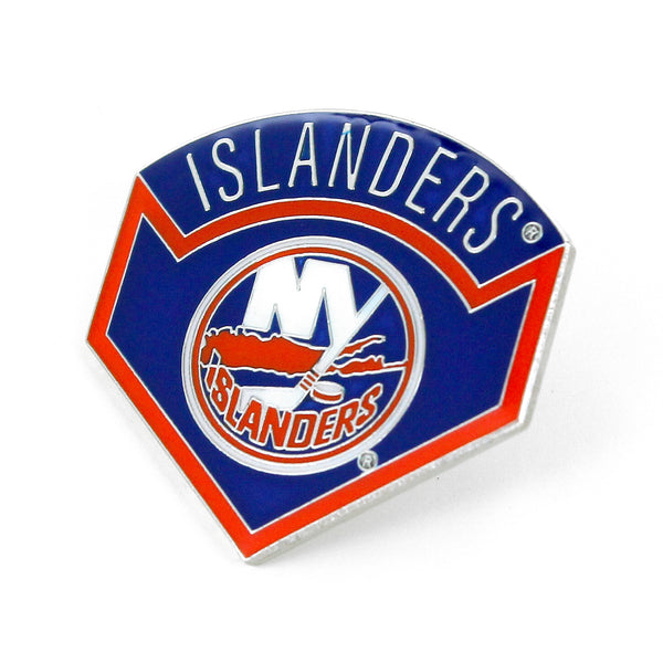 ISLANDERS TRIUMPH PIN