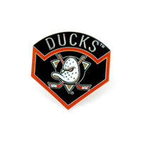 DUCKS TRIUMPH PIN