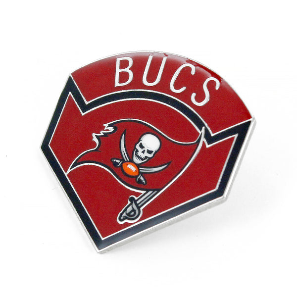 BUCCANEERS TRIUMPH PIN